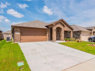 2604 Clarks Mill Ln, Fort Worth, TX 76123
