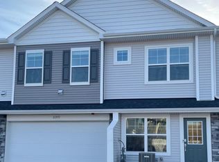 21971 Wisteria Way, Farmington, MN 55024