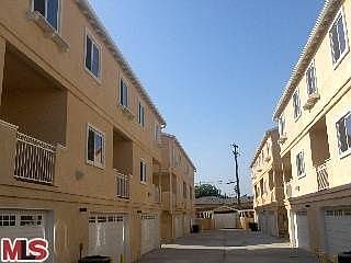 4th image of 564 W Olive St