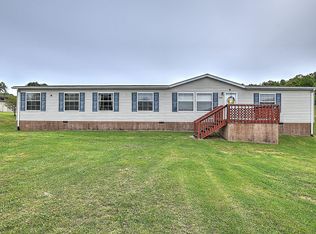 1000 Tucker Hollow Rd W, Fall Branch, TN 37656