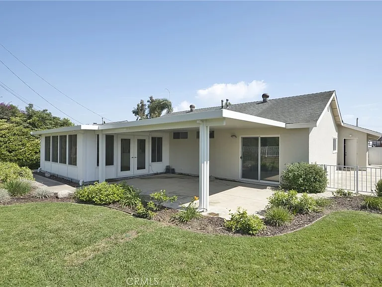 1425 Arrow Wood Dr — Photo 8