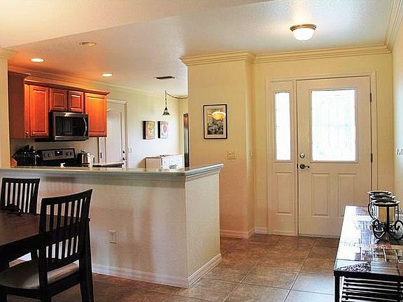 2nd image of 1489 Straton Way
