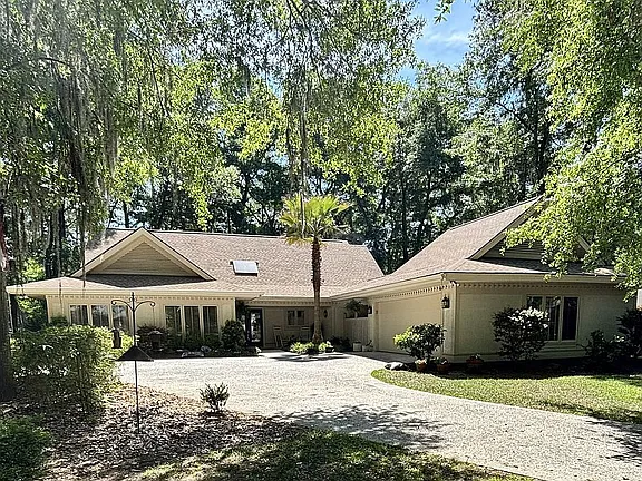 10 Oketee Ct — exterior photo
