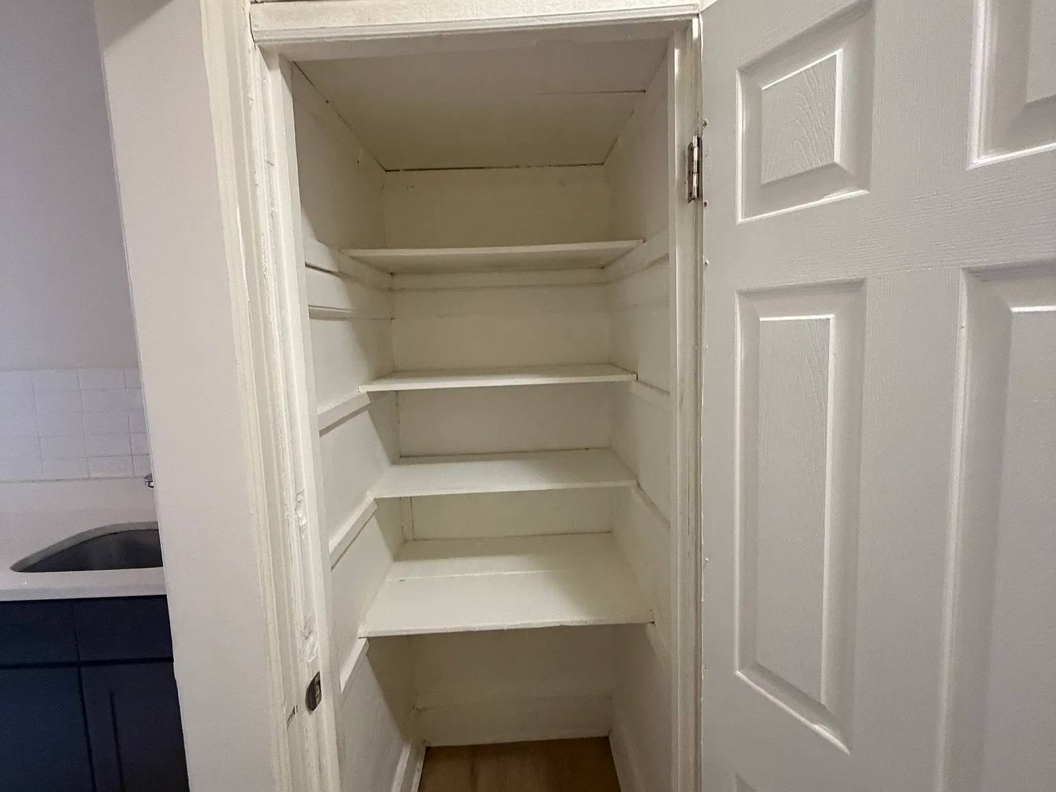 1 bed, 600 sqft, $1,900 — Photo 3