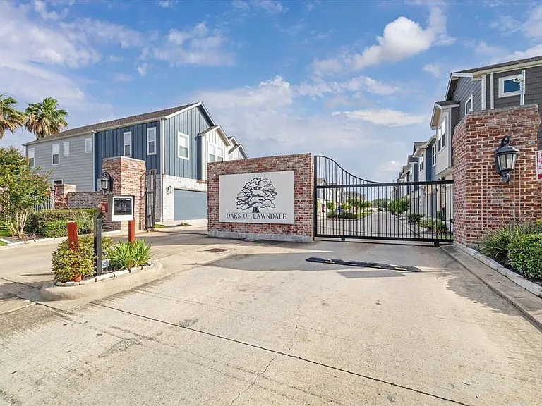 5443 Camaguey St — Photo 21