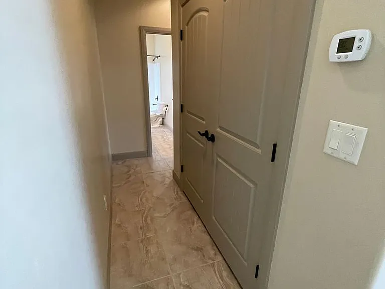 83 N Lee Ln — Photo 13