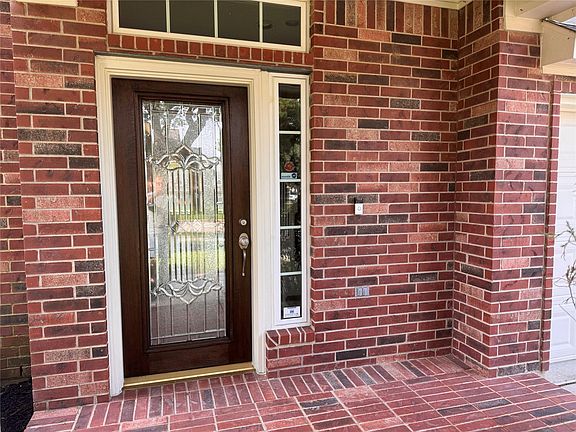 4th image of 26611 Sandy Arbor Ln