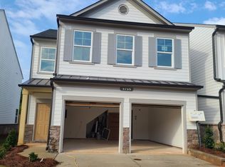 5755 Thornton Dr, Cumming, GA