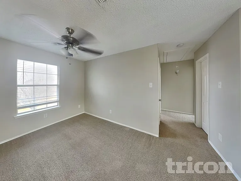 1226 Paul Dr — Photo 16