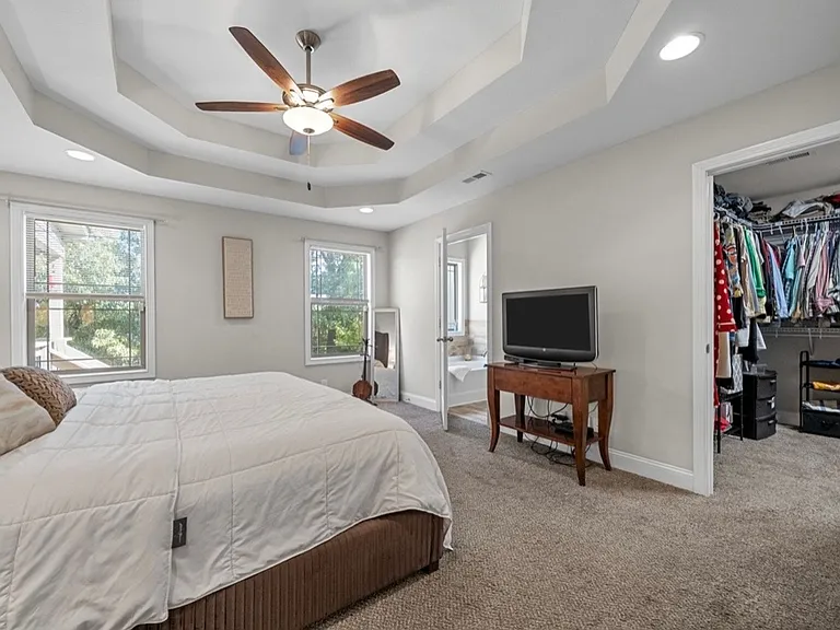 2828 Russet Ridge Dr — Photo 18