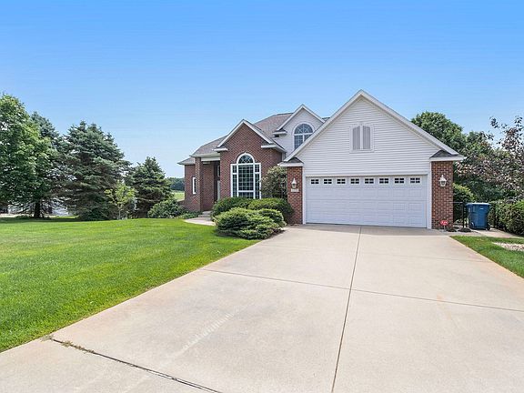 2nd image of 22793 Cherry Hill Ct