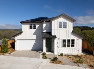 577 Creekside Ct, Half Moon Bay, CA 94019