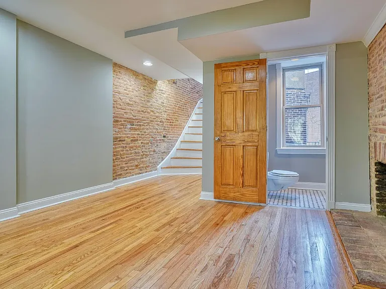 1038 Light St #2 — Photo 17