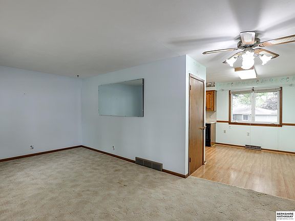 4th image of 124 Meadow Dr