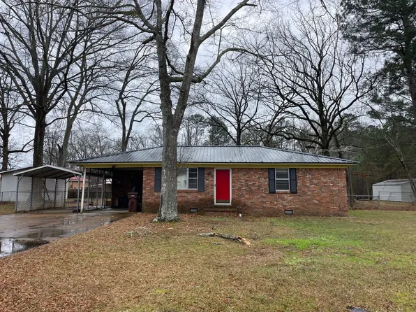 507 McWhirter St, Amory, MS 38821