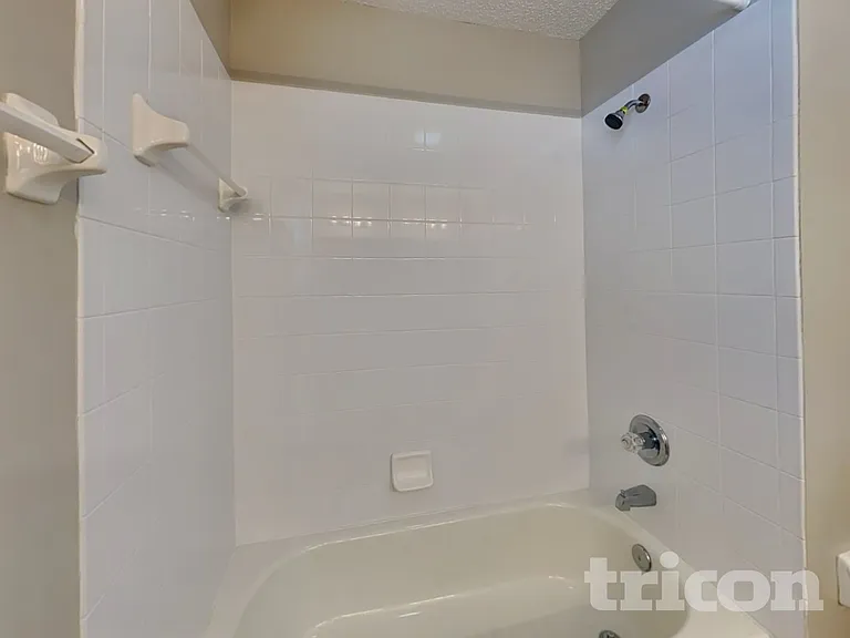 5357 Whitecastle Ct — Photo 17