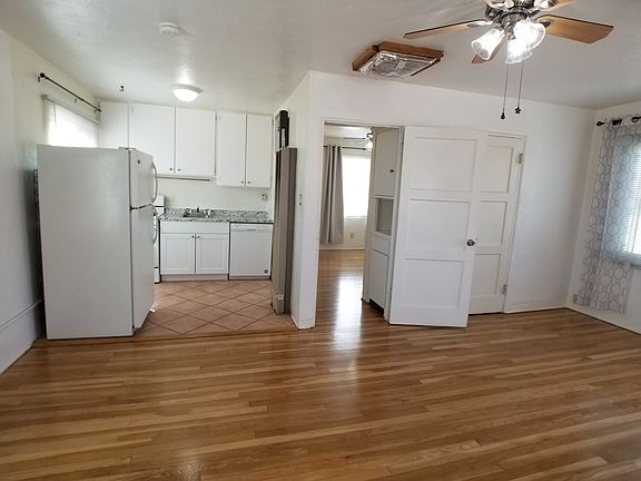 5th image of 1902 1/2 Lead Ave SE #B