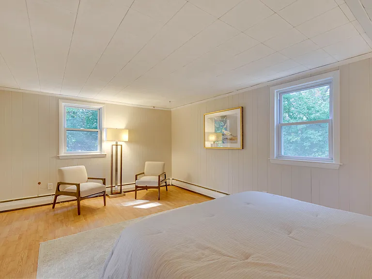 215 Blue Hill Dr — Photo 33