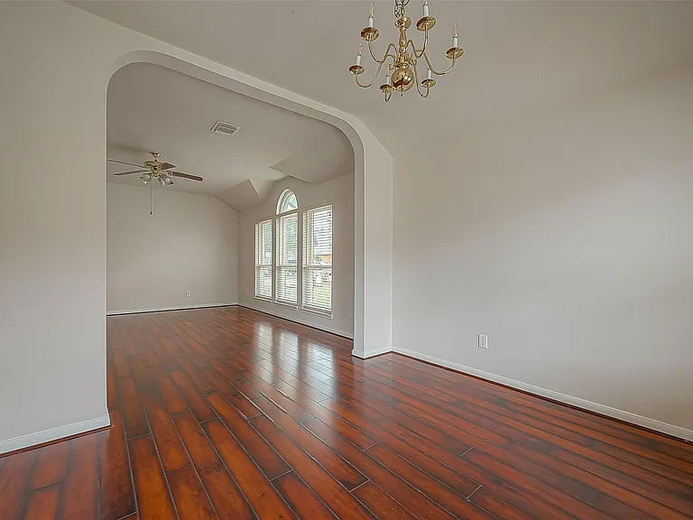 11814 Copperas Creek Dr — Photo 15