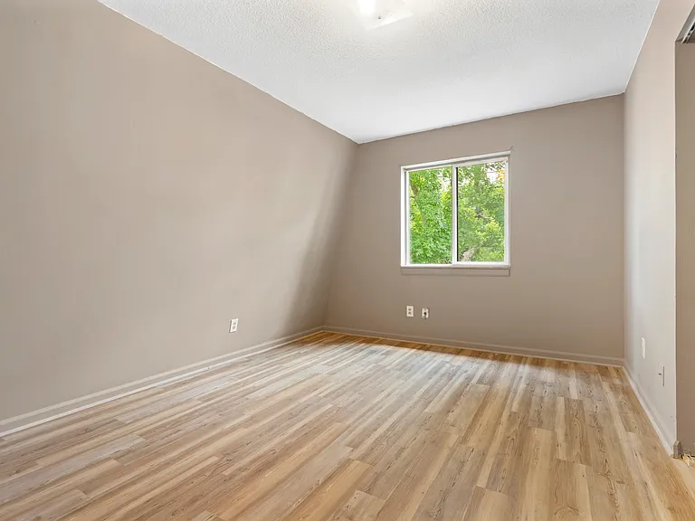 511 Poplar St #C — Photo 5
