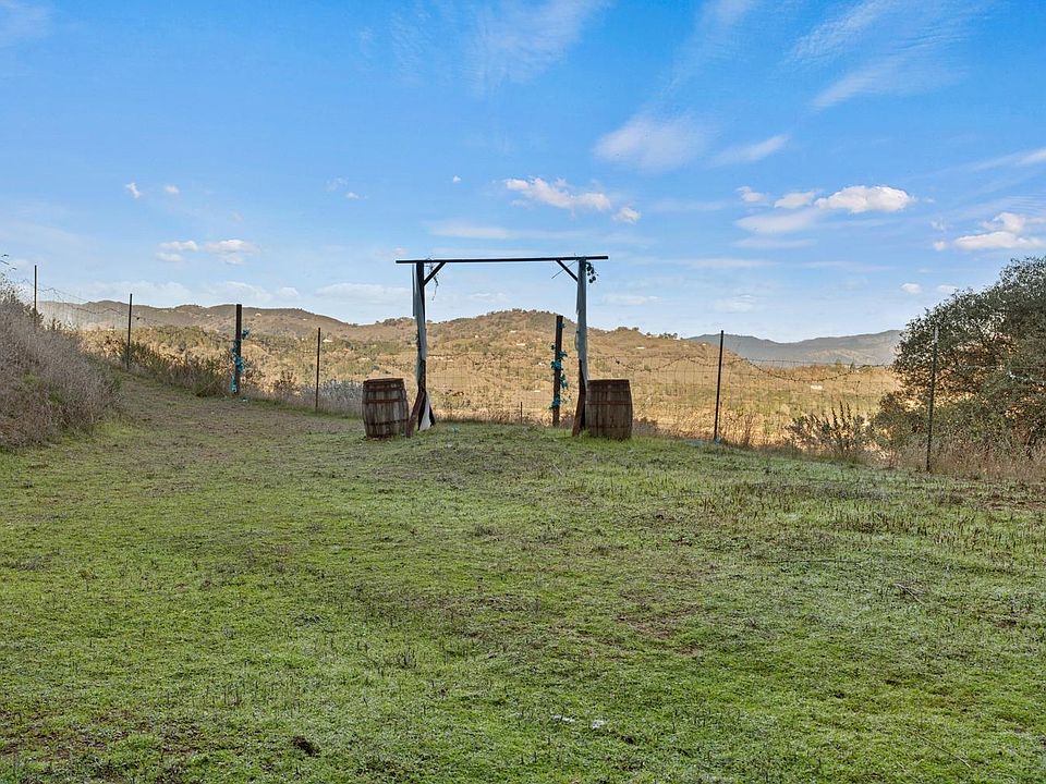 2nd image of 5431 Lake Ridge Road