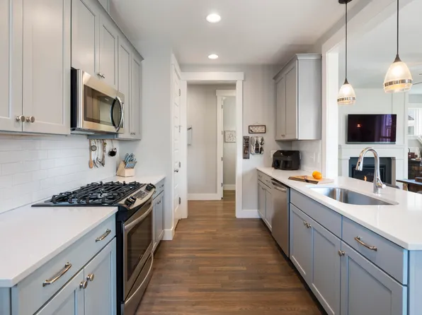 583 Great Ridge Pkwy, Chapel Hill, NC 27516