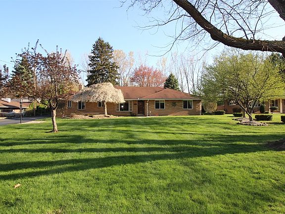 2nd image of 3941 Marlaine Dr