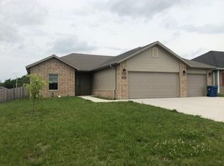 3103 N Albertha Ave, Springfield, MO 65803