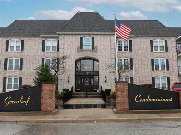 1077 Greenleaf Blvd APT 204, Elkhart, IN 46514