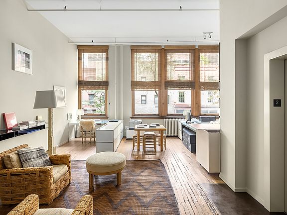 5th image of 24 E 20th St Floor 2/3