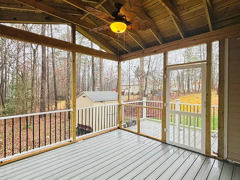 804 Yorkshire Dr — Photo 19