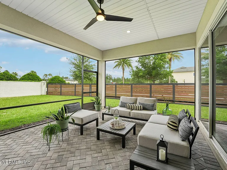 10223 Silverbrook Trl — Photo 42