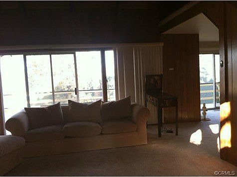 5th image of 477 Heliotrope Dr