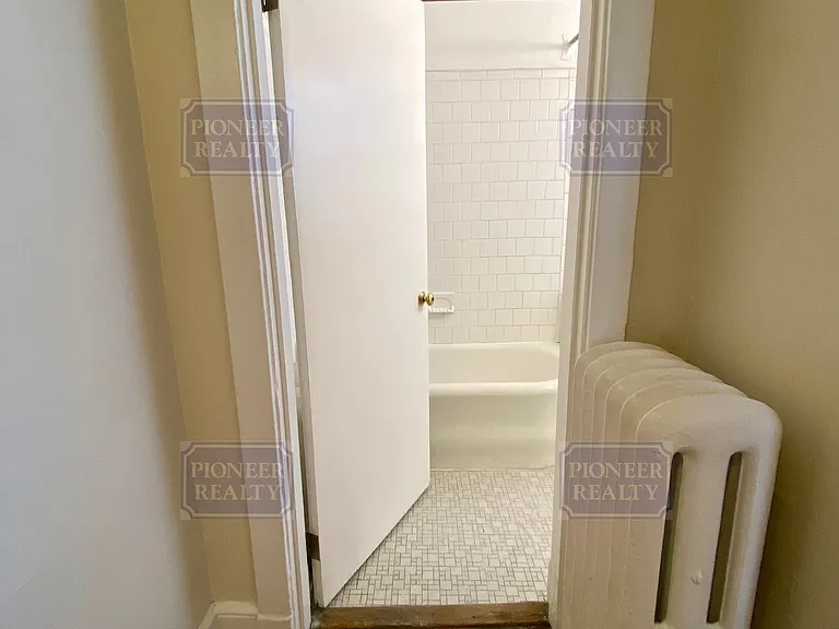 3110 Kensington Ave #4 — Photo 29