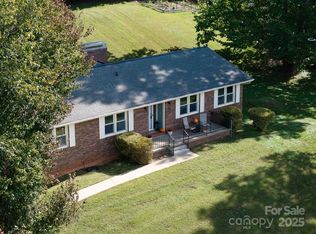 16 Sun Valley Ct, Alexander, NC 28701