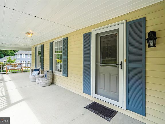 2nd image of 4431 Indigo Ln