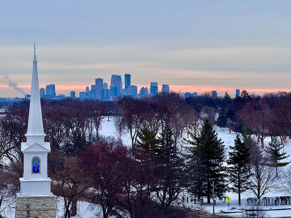 1st image of 7600 Golden Valley Rd APT 502