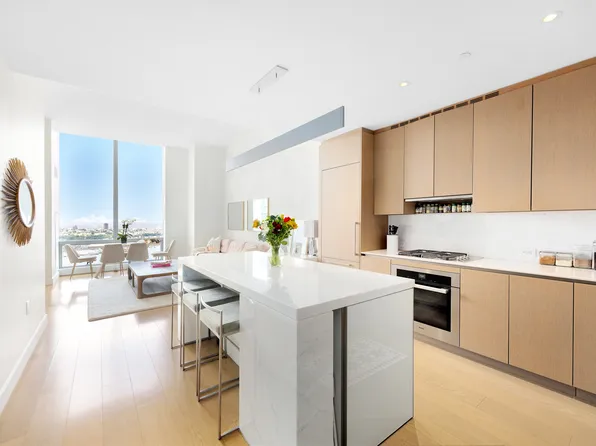 15 Hudson Yards image 6 of 30