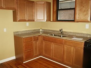 2nd image of 6432 Oleatha Ave