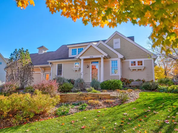 3312 Pioneer Pl, Stillwater, MN 55082