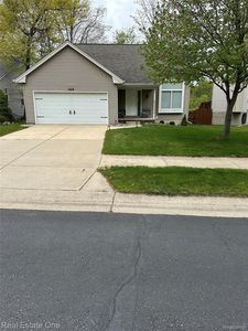 1429 Sherwood Forest Ct, Waterford, MI, 48327