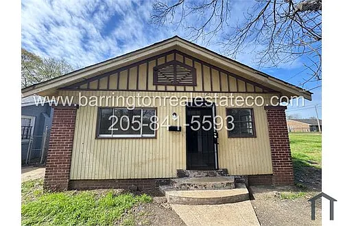 4344 Pulaski St Photo 1