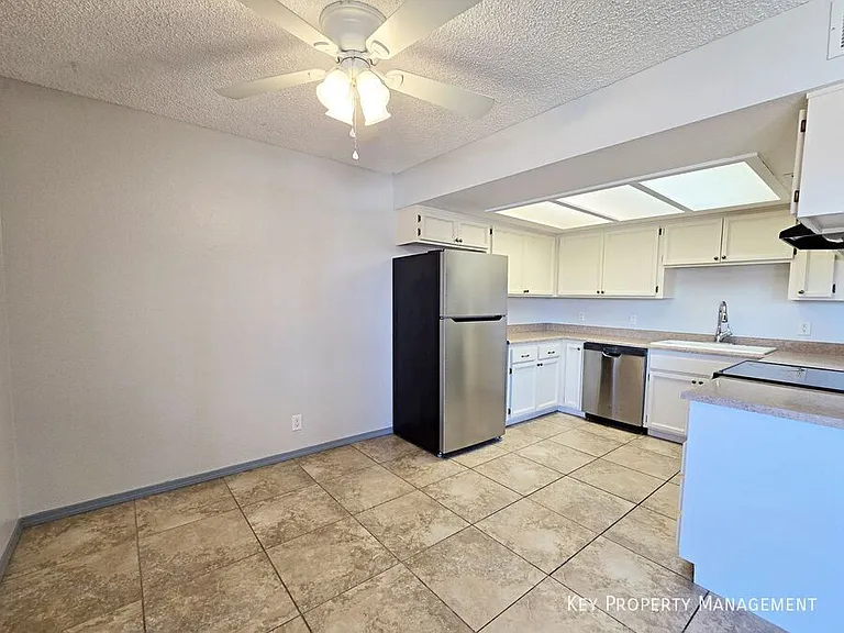 3720 Snorkel Cir #2 — Photo 9