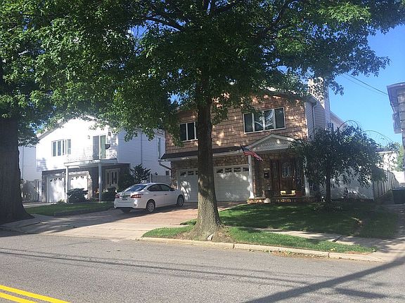 2nd image of 715 Craig Ave
