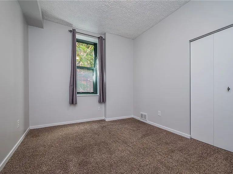 1110 Palo Alto St #A — Photo 23