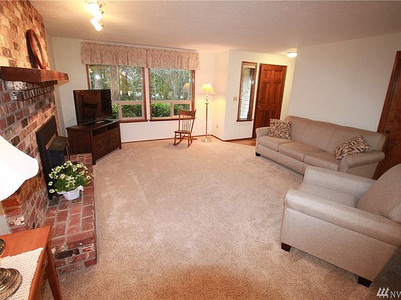 5th image of 6502 255th Street Ct E