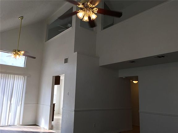 5th image of 6333 Rockhaven Dr