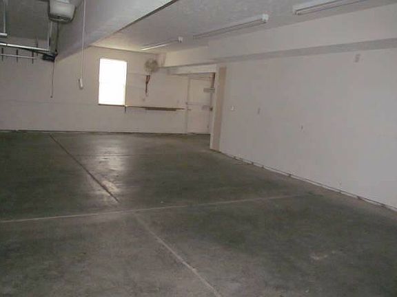 4th image of 1377 N Salem Ct
