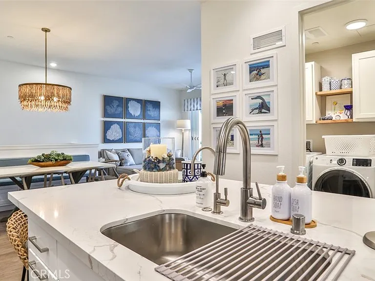 3319 Doheny Way — Photo 13