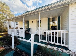 143 Hiwassee St, Copperhill, TN 37317